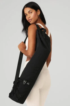 Yoga Mat Bag - Black -Alo Fashion Store A0158U 01 b1 a3 m18