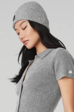 Cashmere Beanie - Dove Grey Heather -Alo Fashion Store A0170U 02288 a2 m54
