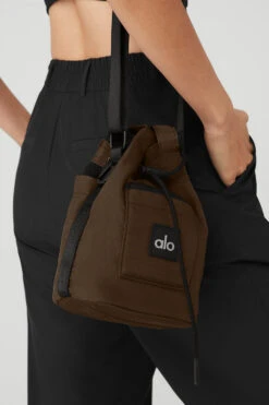 Cross Body Bucket Bag - Espresso/Black -Alo Fashion Store A0214U 04101 b1 a4 m54