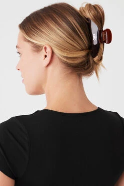 90's Claw Clip - Brown Tortoise -Alo Fashion Store A0286W 05200 b1 s1 a1 1 m89