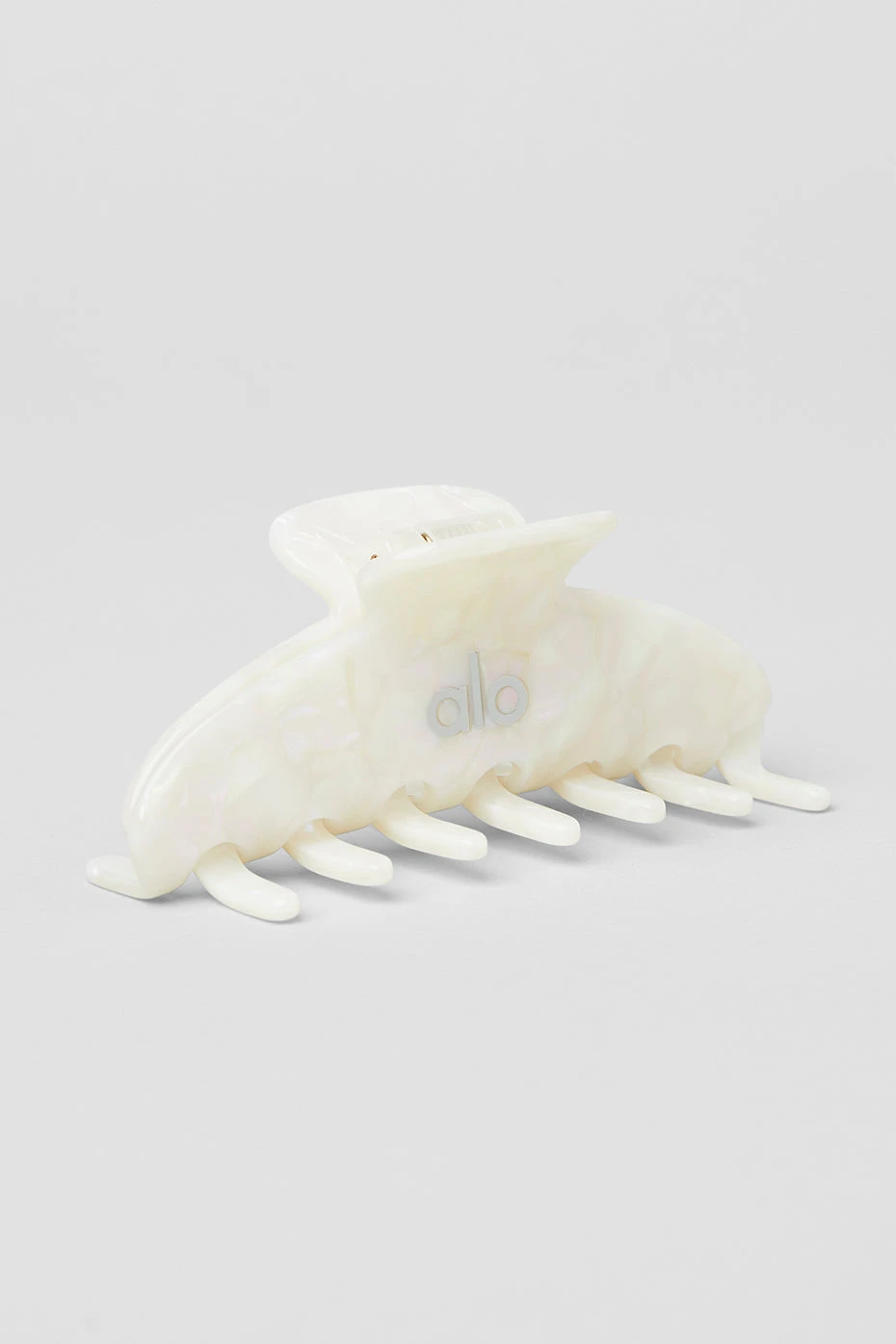 90's Claw Clip - White Pearl 1 90's Claw Clip - White Pearl