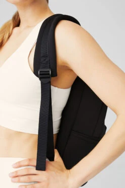 Stow Backpack - Black/Silver 11 Stow Backpack - Black/Silver -Alo Fashion Store A0481U 01115 b1 s1 a4 1 m131