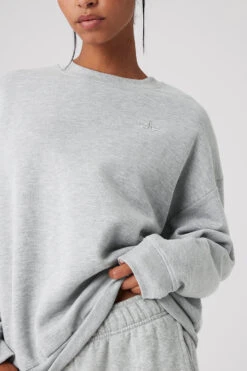 Accolade Crew Neck Pullover - Athletic Heather Grey -Alo Fashion Store U3031RG 02910 b1 s1 a4 2 m18
