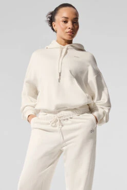 Accolade Hoodie - Ivory