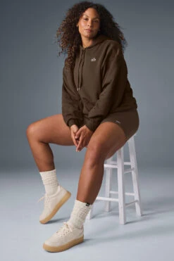 Accolade Hoodie - Espresso 15 Accolade Hoodie - Espresso -Alo Fashion Store U3032RG 04064 b1 s1 a4 1 m182