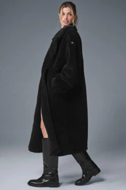 Oversized Sherpa Trench - Black -Alo Fashion Store U4012R 01 b1 s1 a3 1 m91