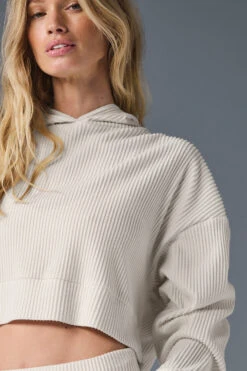 Muse Hoodie - Ivory -Alo Fashion Store W3438R 03299 b1 s1 a3 1 m91