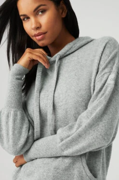 Cashmere Jet Set Hoodie - Dove Grey Heather -Alo Fashion Store W3513R 02288 b1 s1 a4 1 m18