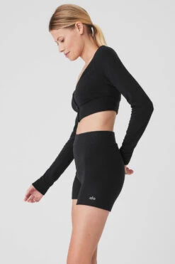 Alolux Cropped Me Time Cardigan - Black -Alo Fashion Store W3775R 01 b1 s1 a2 1 m177