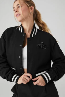 Cropped G.O.A.T Jacket - Black -Alo Fashion Store W4501R 01 b1 s1 a5 1 m89