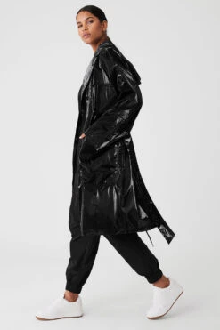 Metallic Break Line Trench - Black Metallic -Alo Fashion Store W4524R 02690 b1 s1 a2 1 m18