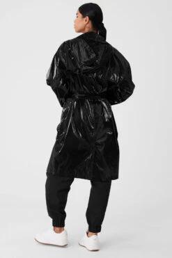 Metallic Break Line Trench - Black Metallic -Alo Fashion Store W4524R 02690 b1 s1 a3 1 m18