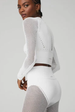 Seamless High-Waist 7/8 Limitless Open Air Legging - White -Alo Fashion Store W51132R 00 b1 s1 a5 1 m100