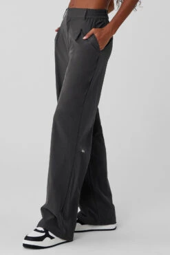 High-Waist Pursuit Trouser - Anthracite -Alo Fashion Store W51208R 02125 b1 s1 a3 1 m76
