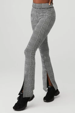 Jacquard High-Waist Glenplaid Flutter Legging - Titanium/Black -Alo Fashion Store W51210R 03740 b1 s1 a2 1 m100