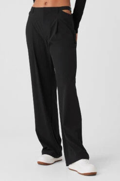 Mid-Rise Showdown Trouser - Black -Alo Fashion Store W51214R 01 b1 s1 a1 1 m125