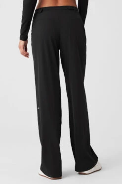 Mid-Rise Showdown Trouser - Black -Alo Fashion Store W51214R 01 b1 s1 a3 1 m125