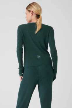 Knit Salana Cardigan - Midnight Green -Alo Fashion Store W51262R 04570 b1 s1 a3 1 m177