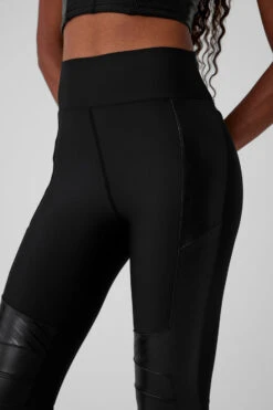 Airlift Winter Warm High-Waist Supermoto Legging - Black -Alo Fashion Store W51334R 01 b1 s1 a3 1 m76