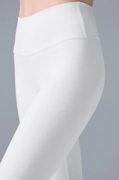 High-Waist Airbrush Capri - White -Alo Fashion Store W5475R 00 b1 s1 a4 1 m184