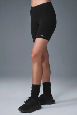 7" High-Waist Biker Short - Black -Alo Fashion Store W6145R 01 b1 s1 a3 1 m54