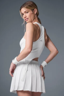 Varsity Tennis Skirt - White -Alo Fashion Store W6241R 00 b1 s1 a3 1 m91