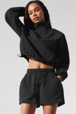 Alumni Short - Black -Alo Fashion Store W6273R 01 b1 s1 a5 1 m76