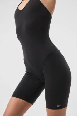 Airbrush Real Onesie - Black 6 Airbrush Real Onesie - Black -Alo Fashion Store W8115R 01 b1 s1 a3 1 m54