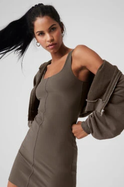 Alosoft Head Start Dress - Olive Tree -Alo Fashion Store W8261R 05279 b1 s1 a5 1 m18