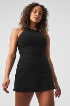 Alosoft Backspin Dress - Black -Alo Fashion Store W8276R 01 b1 s1 a1 1 m182